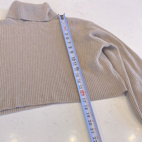 Reformation Luisa Cropped Ribbed Fisherman Cashmere Wool Turtleneck Sweater Sm - Picture 8 of 10